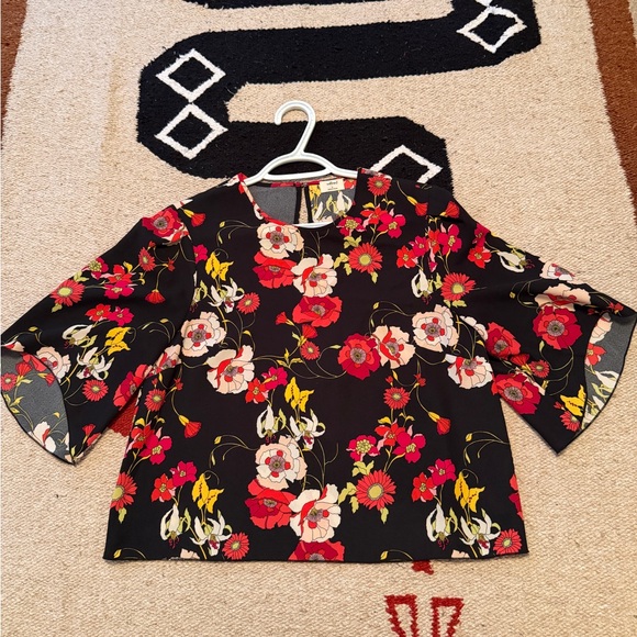 Wilfred Black and Red Floral Blouse - Picture 2 of 7